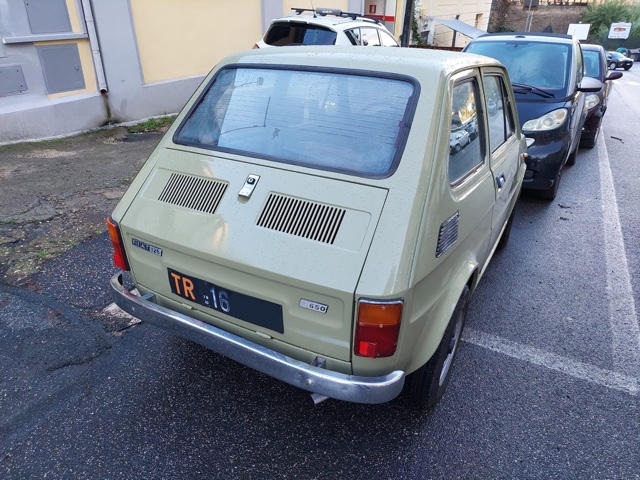 www.targhenere.net/gallery2/wp-content/uploads/2023/01/fiat126_bue_tn66848_02.jpg