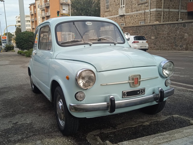 www.targhenere.net/gallery2/wp-content/uploads/2023/01/fiat600_total_02.jpg