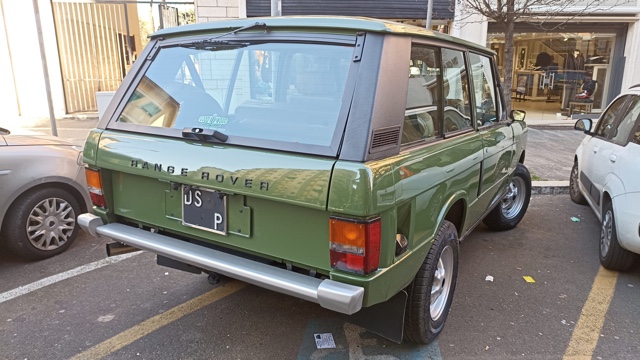 www.targhenere.net/gallery2/wp-content/uploads/2023/02/rangeroverking01.jpg