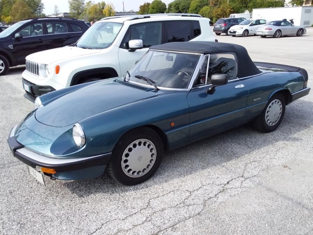 www.targhenere.net/gallery2/wp-content/uploads/2023/03/alfa_romeo_spider_16_1990_2.jpg