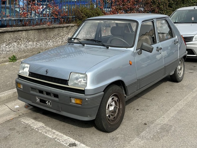 www.targhenere.net/gallery2/wp-content/uploads/2023/03/renault_5_gtl_2.jpg