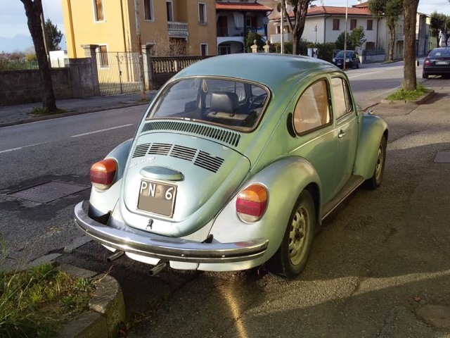 www.targhenere.net/gallery2/wp-content/uploads/2023/03/volkswagen_maggiolone_1303_1300_1973_deltago_tn40223.jpg