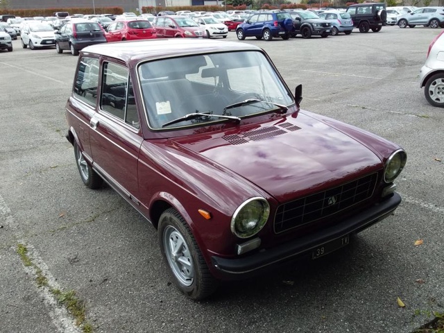www.targhenere.net/gallery2/wp-content/uploads/2023/04/autobianchi_a112_e_1977_2.jpg