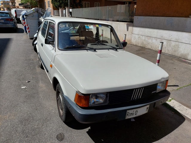 www.targhenere.net/gallery2/wp-content/uploads/2023/04/fiat127bueant.jpg