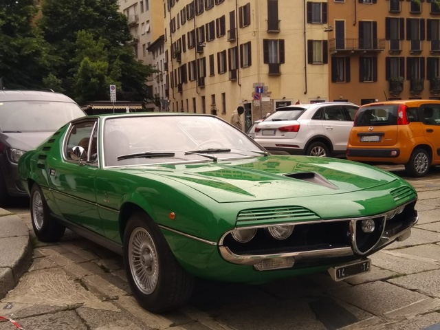 www.targhenere.net/gallery2/wp-content/uploads/2023/05/alfaromeo_montreal_markino_tn53887_01.jpg