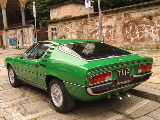 www.targhenere.net/gallery2/wp-content/uploads/2023/05/alfaromeo_montreal_markino_tn53887_02.jpg