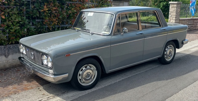 www.targhenere.net/gallery2/wp-content/uploads/2023/06/lancia_fulvia_2.jpg