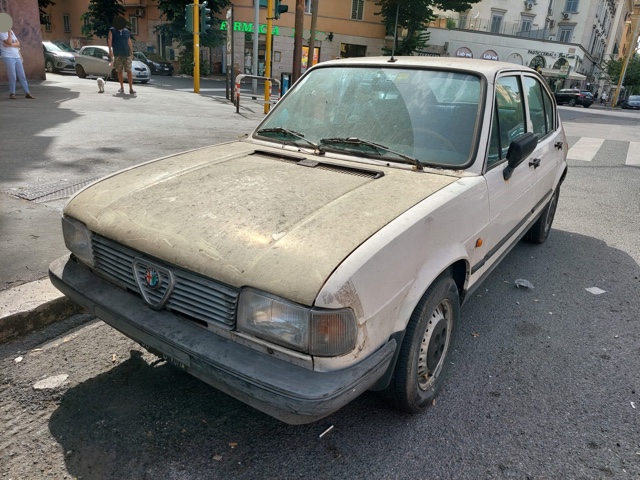 www.targhenere.net/gallery2/wp-content/uploads/2023/07/alfasud_bue_tn2958_01.jpg