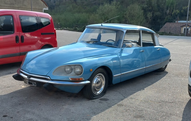 www.targhenere.net/gallery2/wp-content/uploads/2023/07/citroen_dsuper_2.jpg