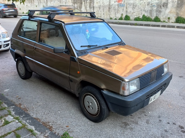 www.targhenere.net/gallery2/wp-content/uploads/2023/08/fiat_panda_2.jpg