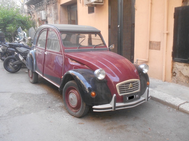 www.targhenere.net/gallery2/wp-content/uploads/2023/09/citroen_2cv_charleston_set23_front.jpg