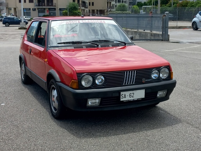 www.targhenere.net/gallery2/wp-content/uploads/2023/09/fiat_ritmo_130_tc_2.jpg