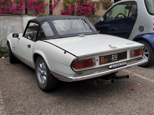 www.targhenere.net/gallery2/wp-content/uploads/2023/09/triumph_spitfire_rmr9_1.jpg