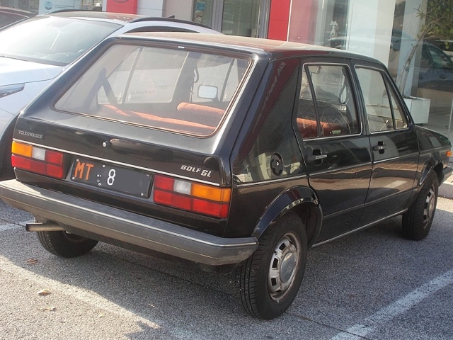 www.targhenere.net/gallery2/wp-content/uploads/2023/09/volkswagengolfgl-1981_siralec_tn9430.jpg