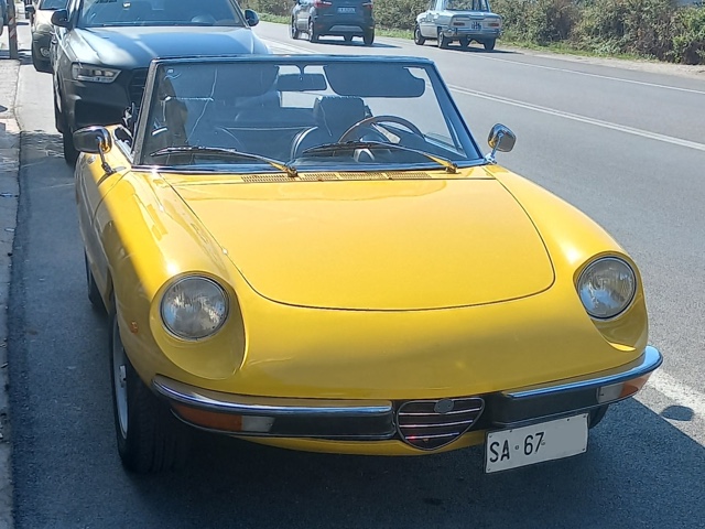 www.targhenere.net/gallery2/wp-content/uploads/2023/10/alfa_romeo_spider_2000_2.jpg