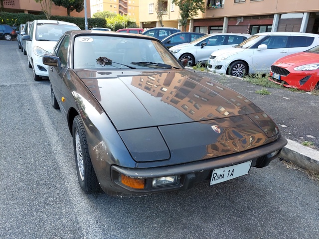 www.targhenere.net/gallery2/wp-content/uploads/2023/10/porsche924bueant.jpg