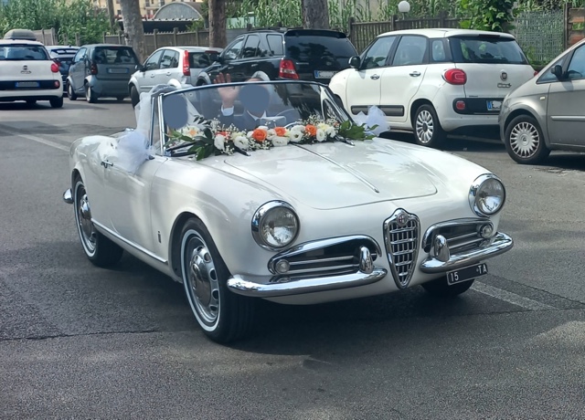 www.targhenere.net/gallery2/wp-content/uploads/2023/11/alfa_romeo_giulietta_spider_2.jpg