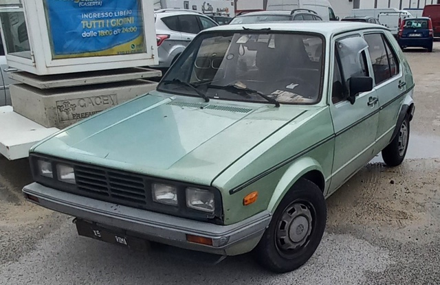 www.targhenere.net/gallery2/wp-content/uploads/2023/11/volkswagen_golf_2_argiuliasuper_tn14419.jpg