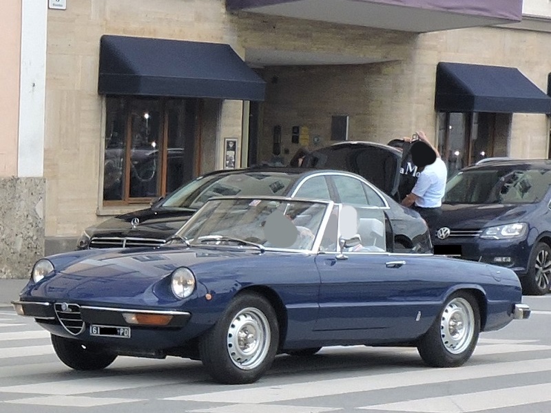 www.targhenere.net/gallery2/wp-content/uploads/2023/12/alfa_romeo_spider_lug23_front.jpg