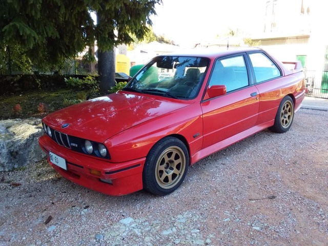 www.targhenere.net/gallery2/wp-content/uploads/2023/12/bmw_m3_1987_1989_2.jpg