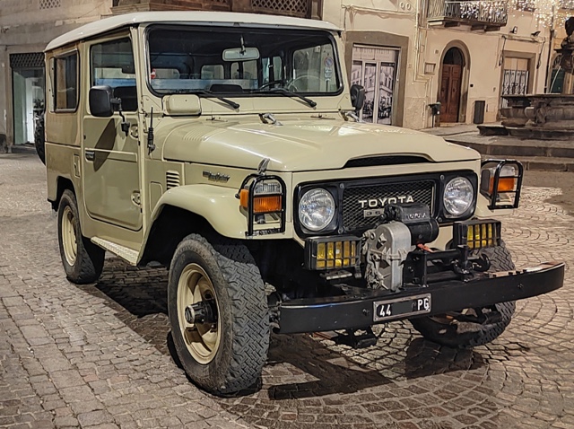 www.targhenere.net/gallery2/wp-content/uploads/2023/12/toyota_land_cruiser_pg44.jpg