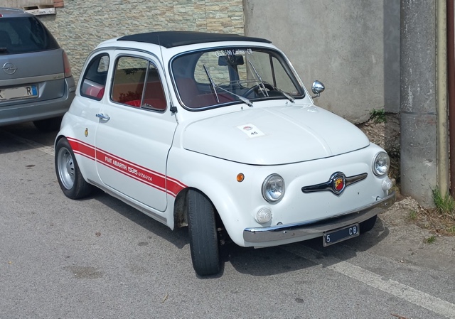 www.targhenere.net/gallery2/wp-content/uploads/2024/01/fiat_500_l_2.jpg