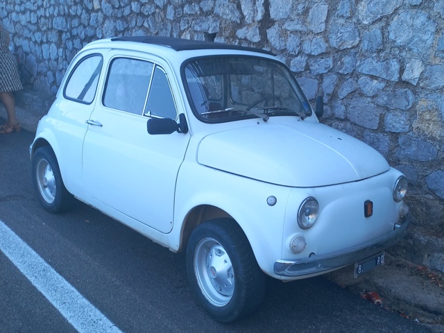 www.targhenere.net/gallery2/wp-content/uploads/2024/01/fiat_500_l_2_1.jpg