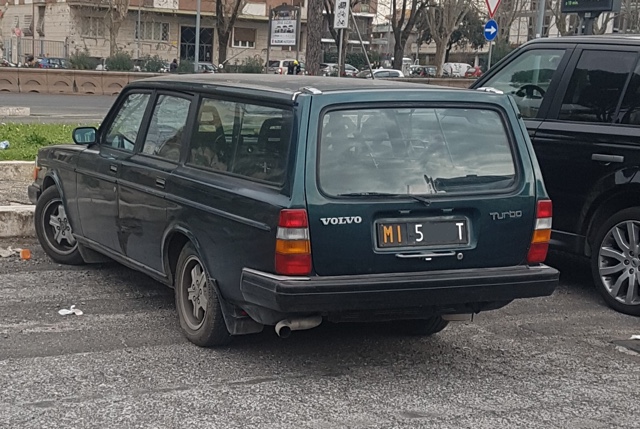 www.targhenere.net/gallery2/wp-content/uploads/2024/02/20190226_134427_oldcarsita_tn35806.jpg