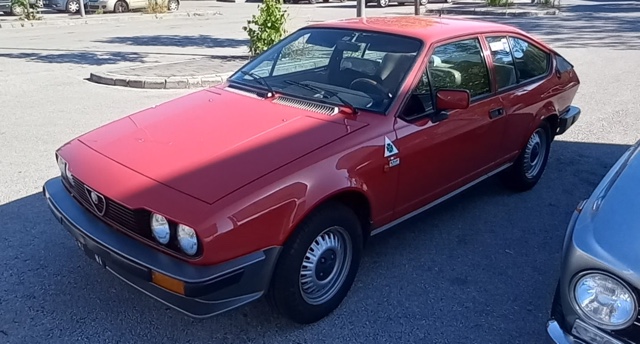 www.targhenere.net/gallery2/wp-content/uploads/2024/02/alfa_romeo_gtv_2.jpg