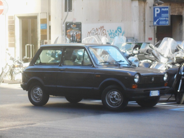 www.targhenere.net/gallery2/wp-content/uploads/2024/02/autobianchi_a112_elite_feb24_front_blowup_tn37345.jpg