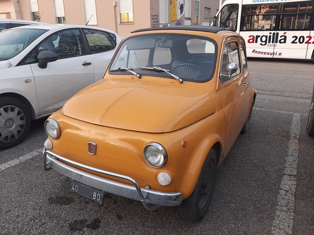 www.targhenere.net/gallery2/wp-content/uploads/2024/02/fiat_500_fronte.jpg