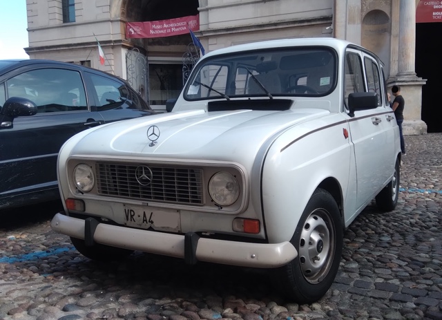 www.targhenere.net/gallery2/wp-content/uploads/2024/02/renault_4_tl_-1992.jpg