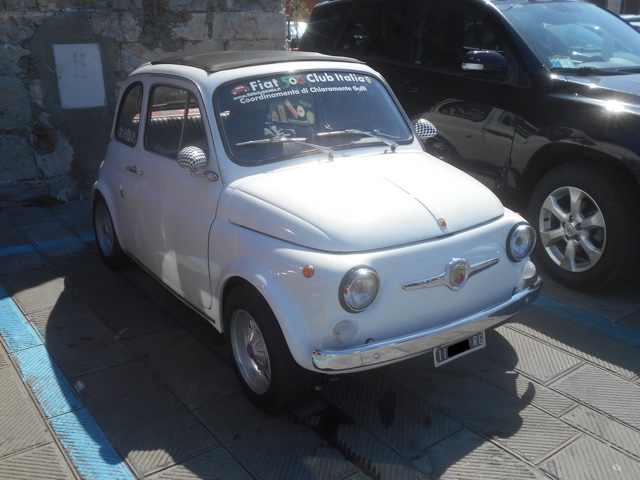 www.targhenere.net/gallery2/wp-content/uploads/2024/03/fiat_500_abarth_lug23_front.jpg