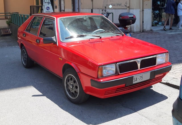 www.targhenere.net/gallery2/wp-content/uploads/2024/03/lancia_delta_1300_2.jpg