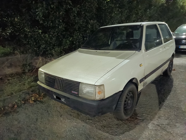 www.targhenere.net/gallery2/wp-content/uploads/2024/04/fiat_uno_ott23_front_blowup_tn48359.jpg