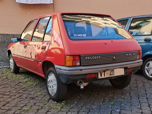www.targhenere.net/gallery2/wp-content/uploads/2024/04/peugeot_205_vt40_1.jpg