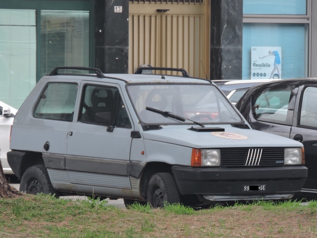 www.targhenere.net/gallery2/wp-content/uploads/2024/05/fiat_panda_4x4_gen24_front_blowup_tn70405.jpg