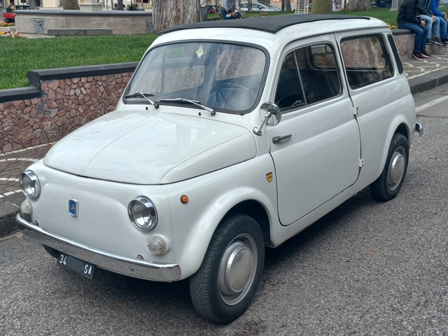 www.targhenere.net/gallery2/wp-content/uploads/2024/06/autobianchi_giardiniera_2.jpg