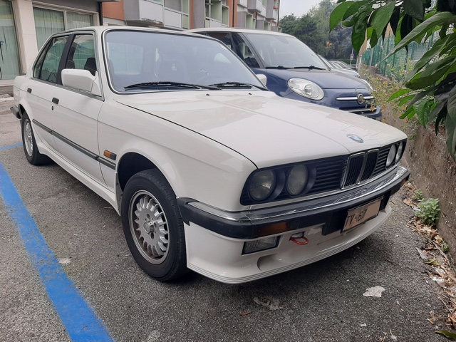www.targhenere.net/gallery2/wp-content/uploads/2024/06/bmw_-_serie_3_fronte_oinotna_tn77568.jpg