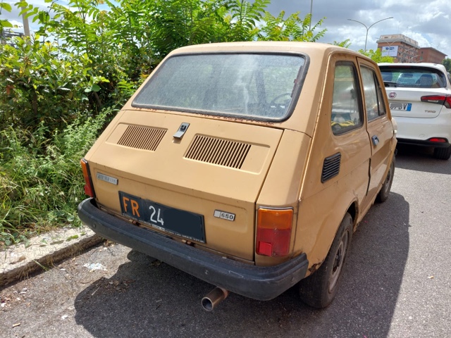 www.targhenere.net/gallery2/wp-content/uploads/2024/06/fiat126_bue_tn38813_02.jpg