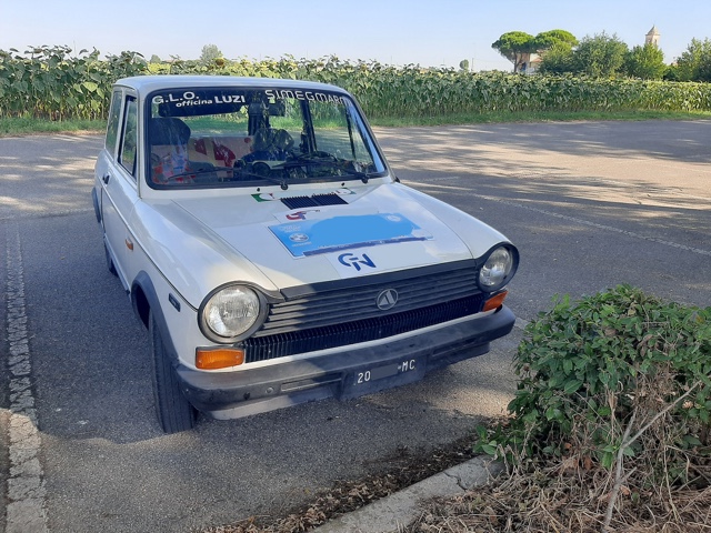 www.targhenere.net/gallery2/wp-content/uploads/2024/07/autobianchi_a112_fronte-1.jpg