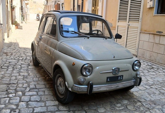 www.targhenere.net/gallery2/wp-content/uploads/2024/08/fiat_500_f_targhemodenesi_tn60783.jpg