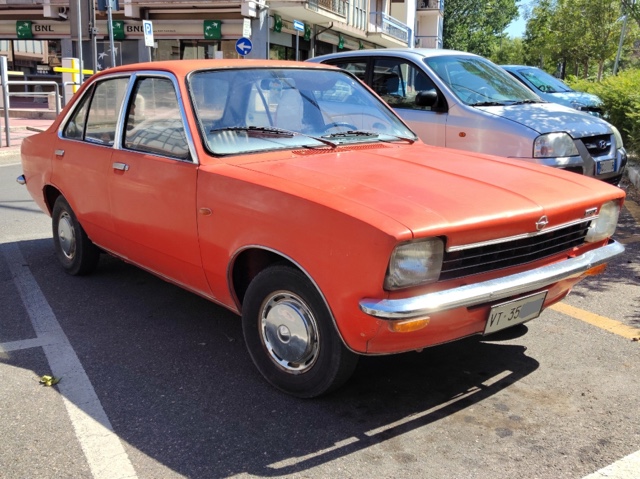 www.targhenere.net/gallery2/wp-content/uploads/2024/08/opel_kadett_vt35_01.jpg
