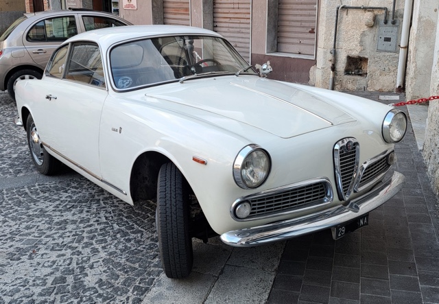 www.targhenere.net/gallery2/wp-content/uploads/2024/09/alfa_romeo_sprint_1300_2_argiuliasuper_tn72062.jpg