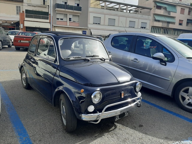 www.targhenere.net/gallery2/wp-content/uploads/2024/09/fiat_500_fronte.jpg