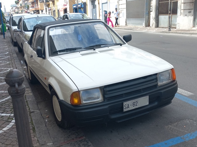 www.targhenere.net/gallery2/wp-content/uploads/2024/10/ford_escort_cabrio_2.jpg