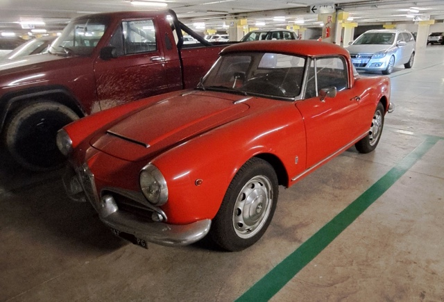 www.targhenere.net/gallery2/wp-content/uploads/2024/11/alfa_romeo_giulia_spider_2.jpg