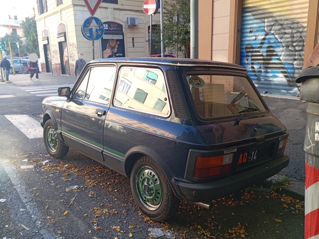 www.targhenere.net/gallery2/wp-content/uploads/2024/11/autobianchi_a112_79_2_strabuzov_tn20690.jpg