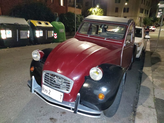 www.targhenere.net/gallery2/wp-content/uploads/2024/11/citroen2cv_bue_tn72714_01.jpg