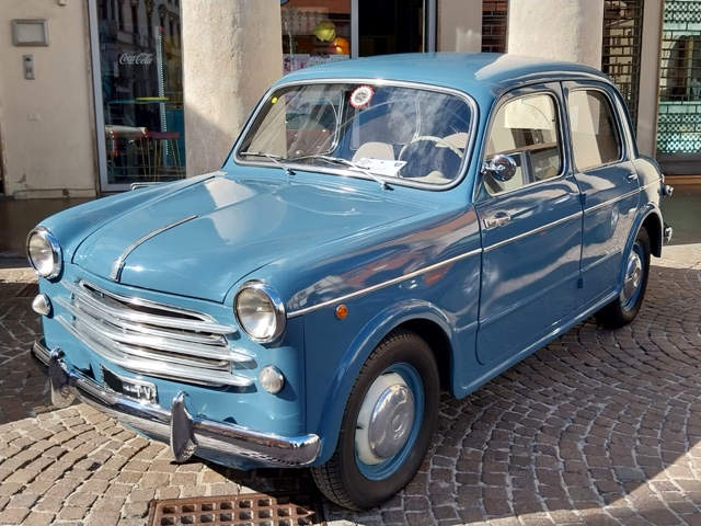 www.targhenere.net/gallery2/wp-content/uploads/2024/11/fiat1100_markino_tn52277_02.jpg